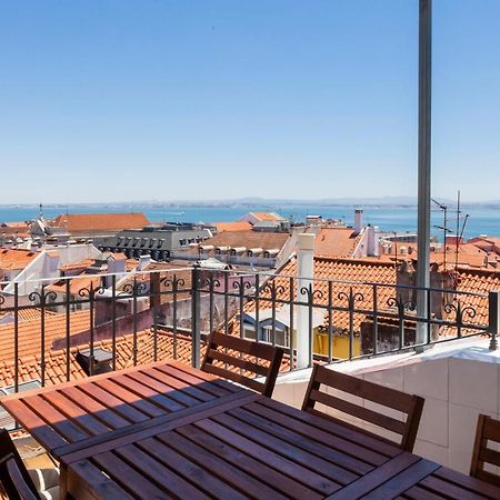Amazing Rooftop Terrace With River And Historic City View 4 Bedrooms 4 Bathrooms Ac 19Th Century Building Chiado Lisbon Luaran gambar