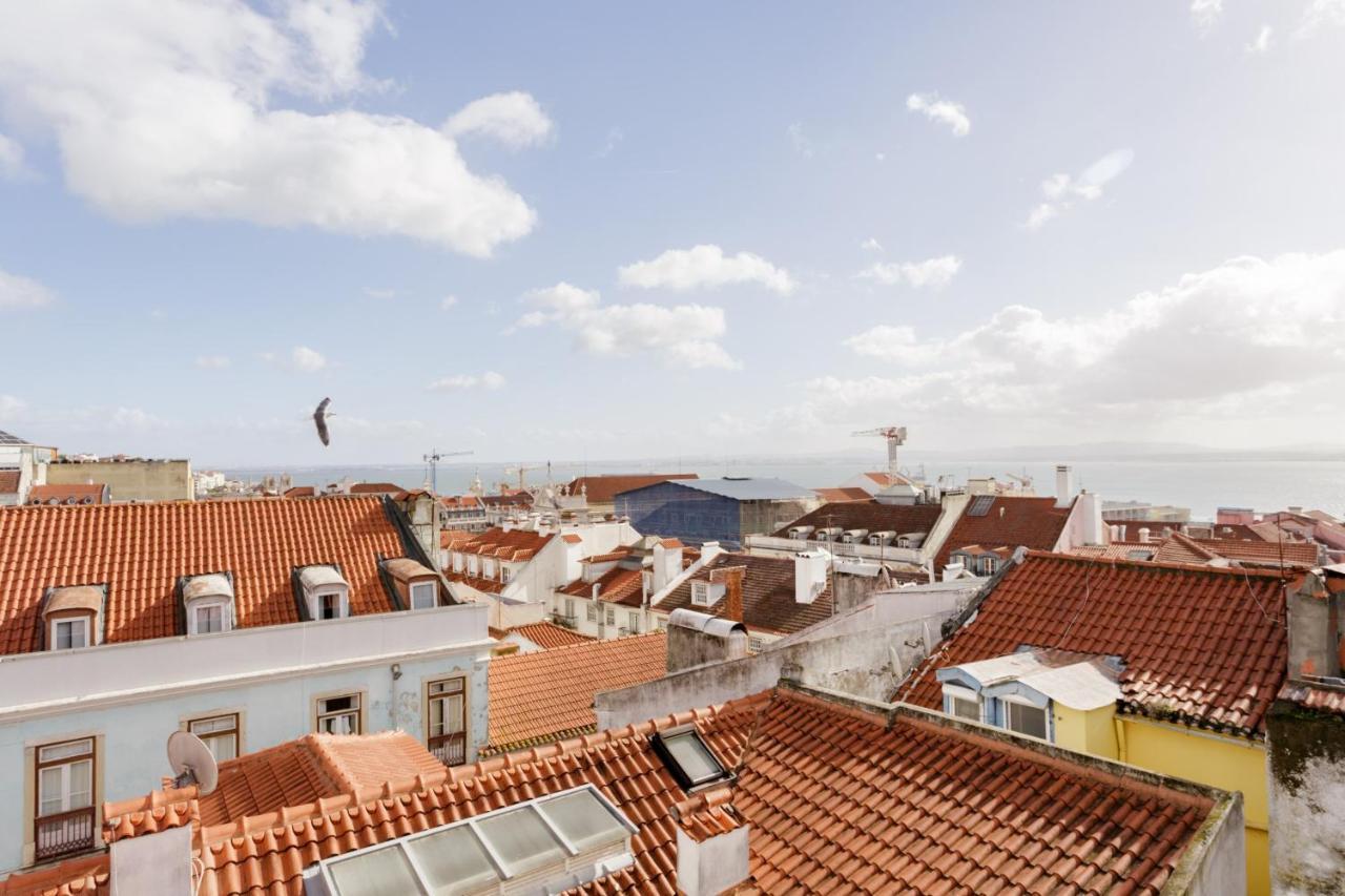 Amazing Rooftop Terrace With River And Historic City View 4 Bedrooms 4 Bathrooms Ac 19Th Century Building Chiado Lisbon Luaran gambar