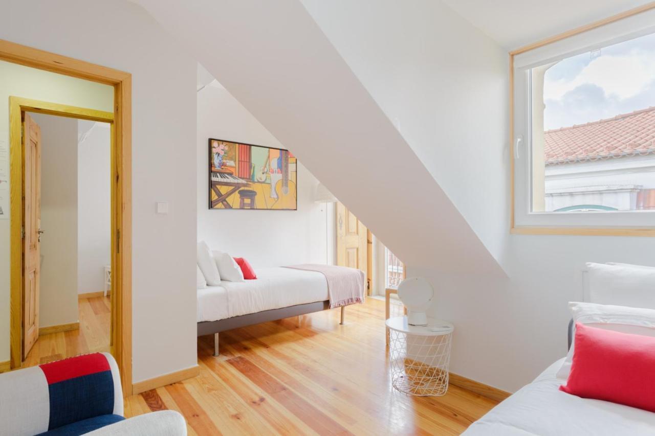 Amazing Rooftop Terrace With River And Historic City View 4 Bedrooms 4 Bathrooms Ac 19Th Century Building Chiado Lisbon Luaran gambar