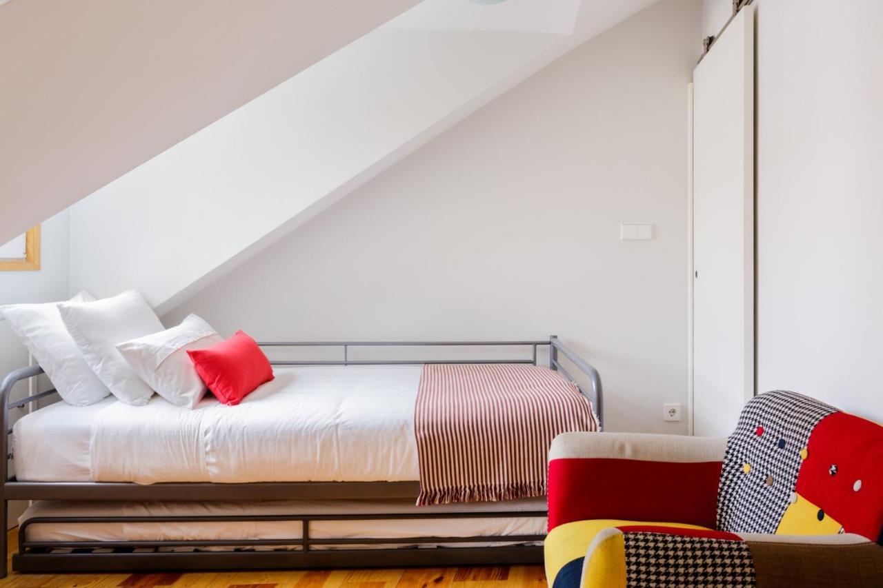 Amazing Rooftop Terrace With River And Historic City View 4 Bedrooms 4 Bathrooms Ac 19Th Century Building Chiado Lisbon Luaran gambar