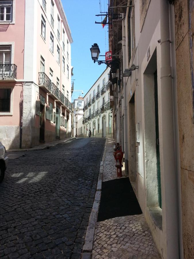 Amazing Rooftop Terrace With River And Historic City View 4 Bedrooms 4 Bathrooms Ac 19Th Century Building Chiado Lisbon Luaran gambar